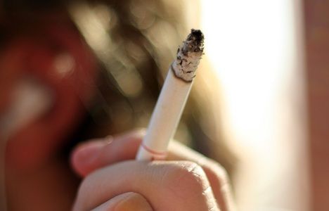 Daily smokers increase in France