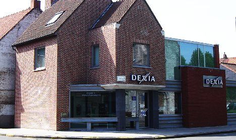Dexia account-holders pull €300m from bank