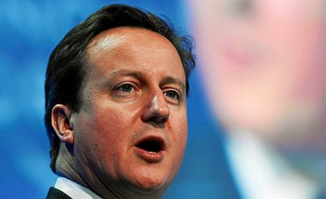 French banks should come to Britain: Cameron