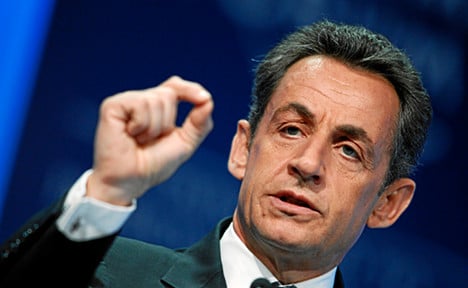 Sarkozy holidays while allies rally for comeback