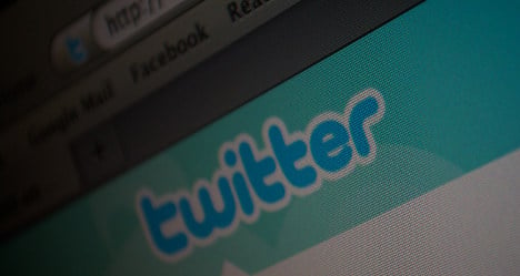 France orders Twitter to help ID racist users