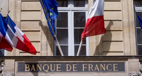 France will stick to EU debt target, minister says