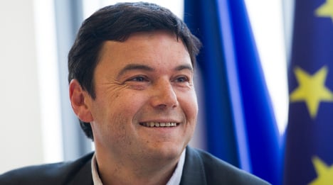 Top economist refuses France's highest honour