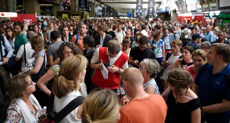 Are Paris train stations really 'world's worst'?