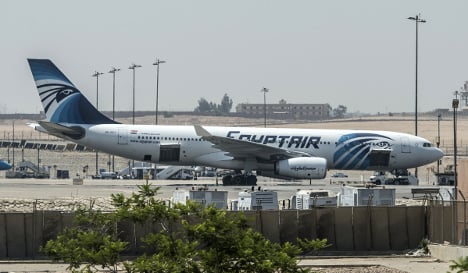 Search for missing EgyptAir flight from Paris intensifies