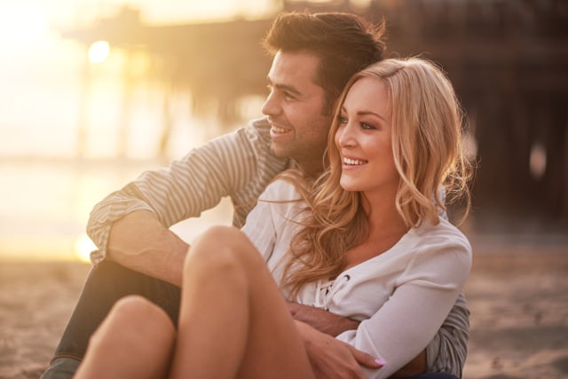 Introducing... the ultimate dating app for expats