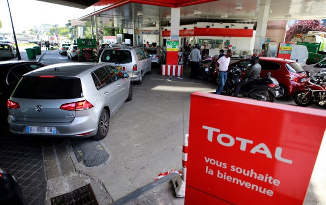 French fuel crisis to ease as unions set to call off strike action
