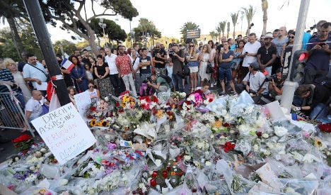 French prosecutors demand magazine’s withdrawal over Nice terror attack images