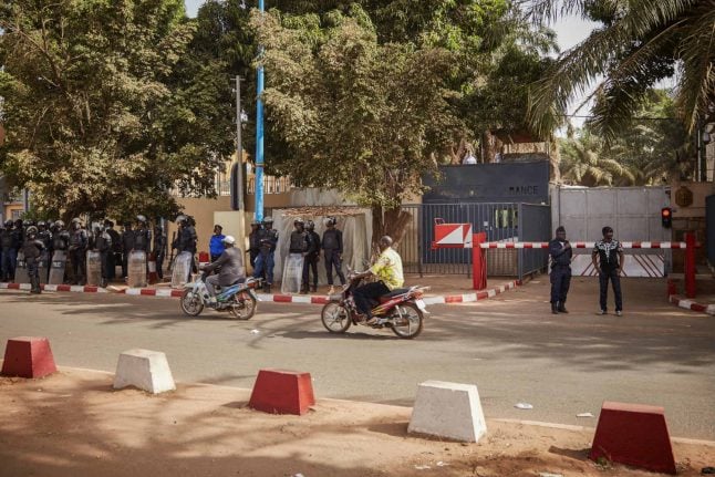 Three French soldiers wounded in Mali attack