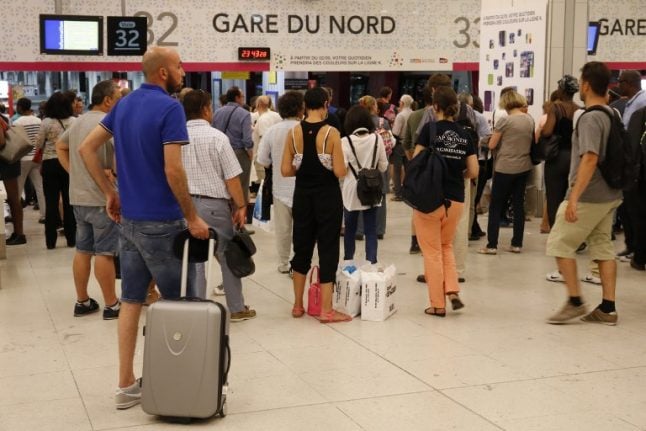Paris: Gare du Nord train breakdown hits Eurostar services