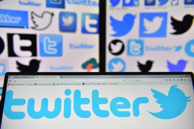 French court orders Twitter to change smallprint over 'abusive' methods