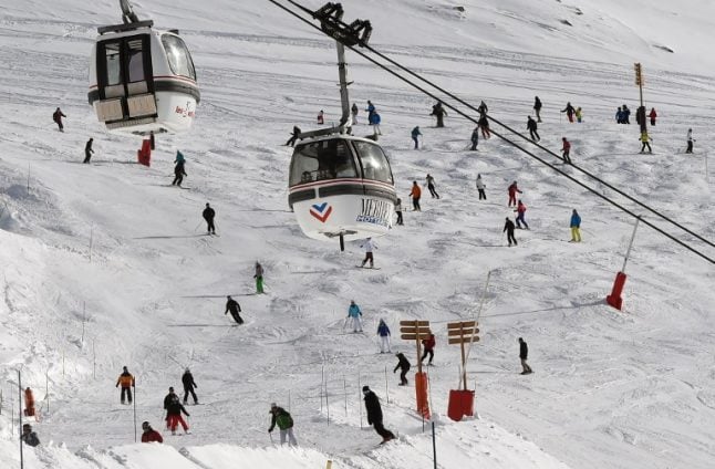 British skier dies after chairlift plunge in French Alps