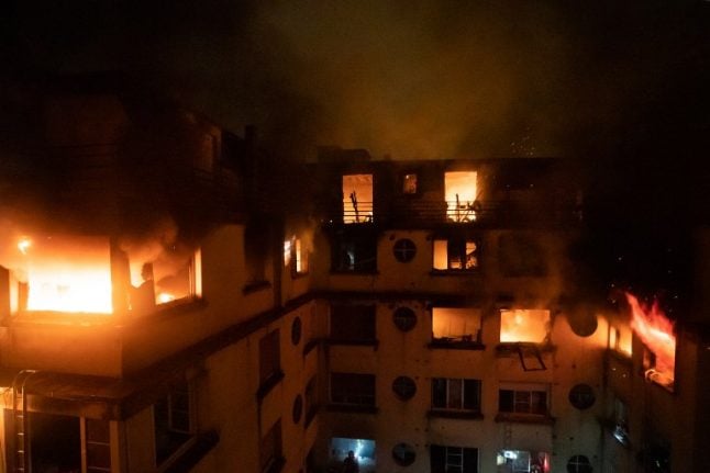LATEST: Ten people killed in violent blaze at Paris apartment block