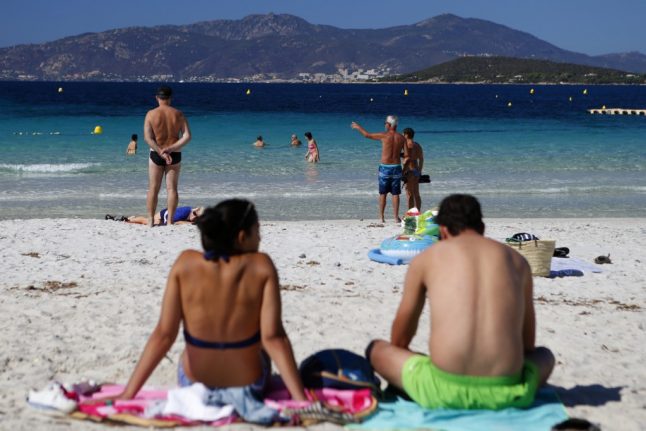 32C! How summer will make an unseasonal return to France this weekend