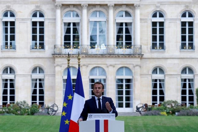 Macron pledges €15 billion to make France greener