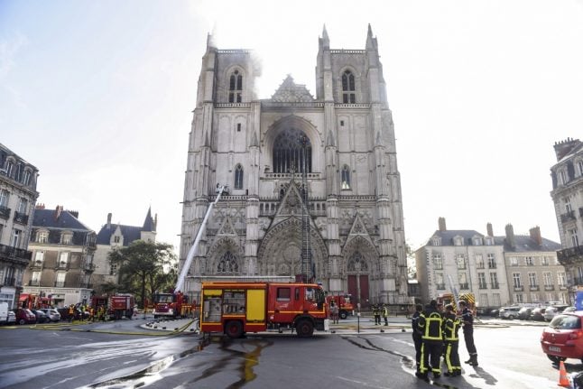 Nantes cathedral fire: Volunteer rearrested and charged with arson