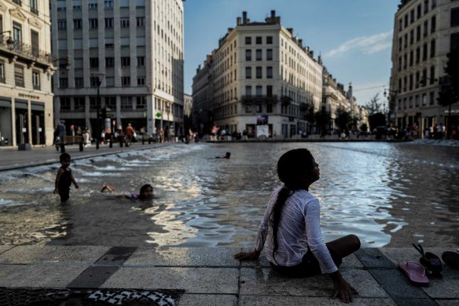 Health warnings as Europe swelters under heatwave