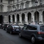 Paris drivers fined and banned after tourists charged €230 for airport taxi trip