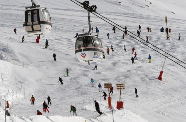 ‘EU citizens only’: Why Brits are at the back for the queue for ski season jobs in France