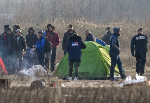 French police cause misery for migrants in Calais