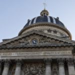 French Academy fights government over English on ID cards