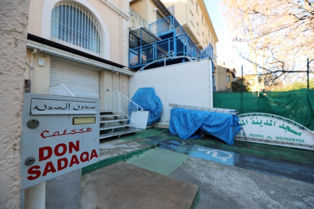 Mosque closures: What powers does the French government have?